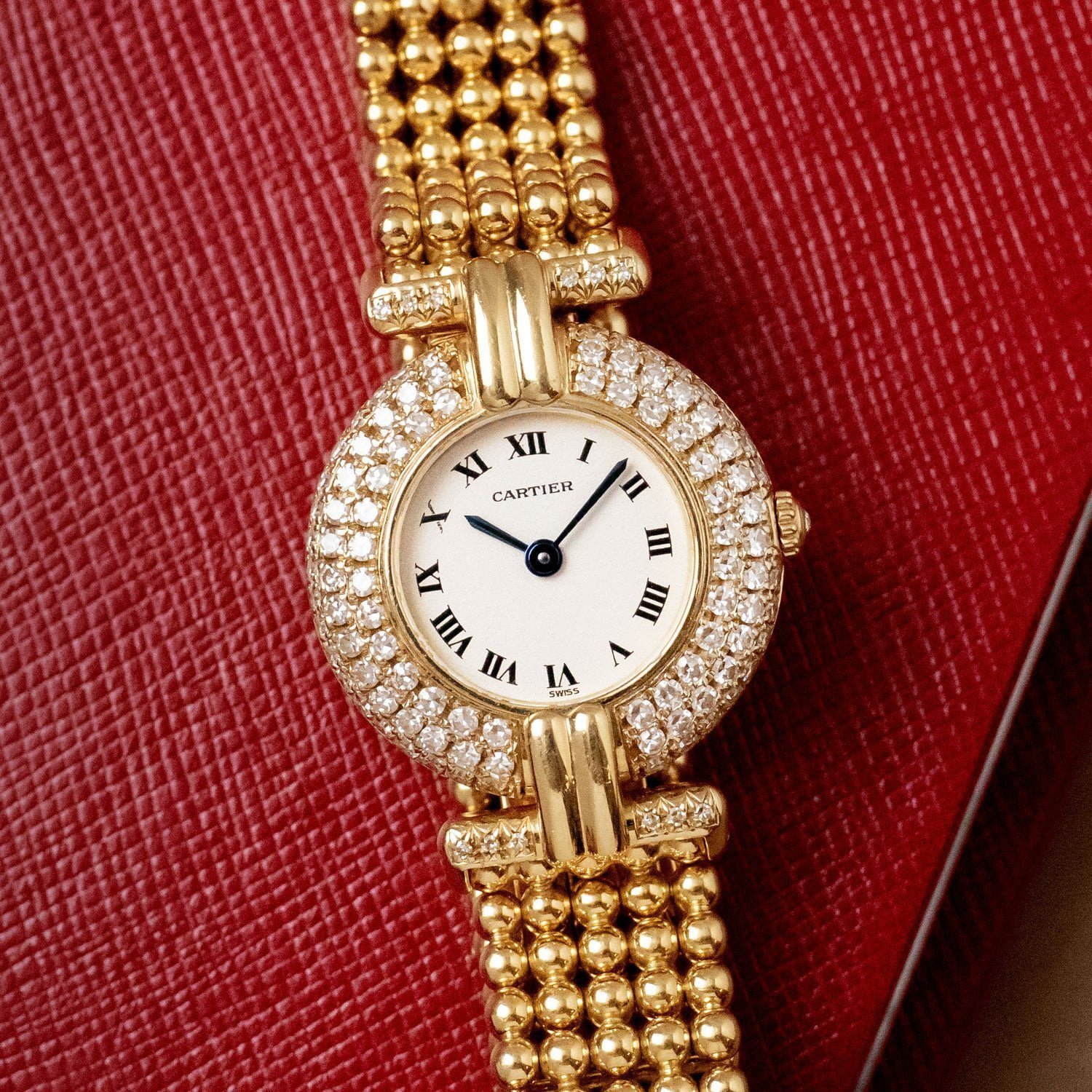 Cartier 881092 — Yellow Gold, Diamond-Set Case and Lugs. Photographed dealer specimen. Documented example: 1990. Production span has not been established. · Photo: Amsterdam Vintage Watches · © Amsterdam Vintage Watches, used with permission · Source: https://amsterdamvintagewatches.com/shop/cartier-colisee-881092/
