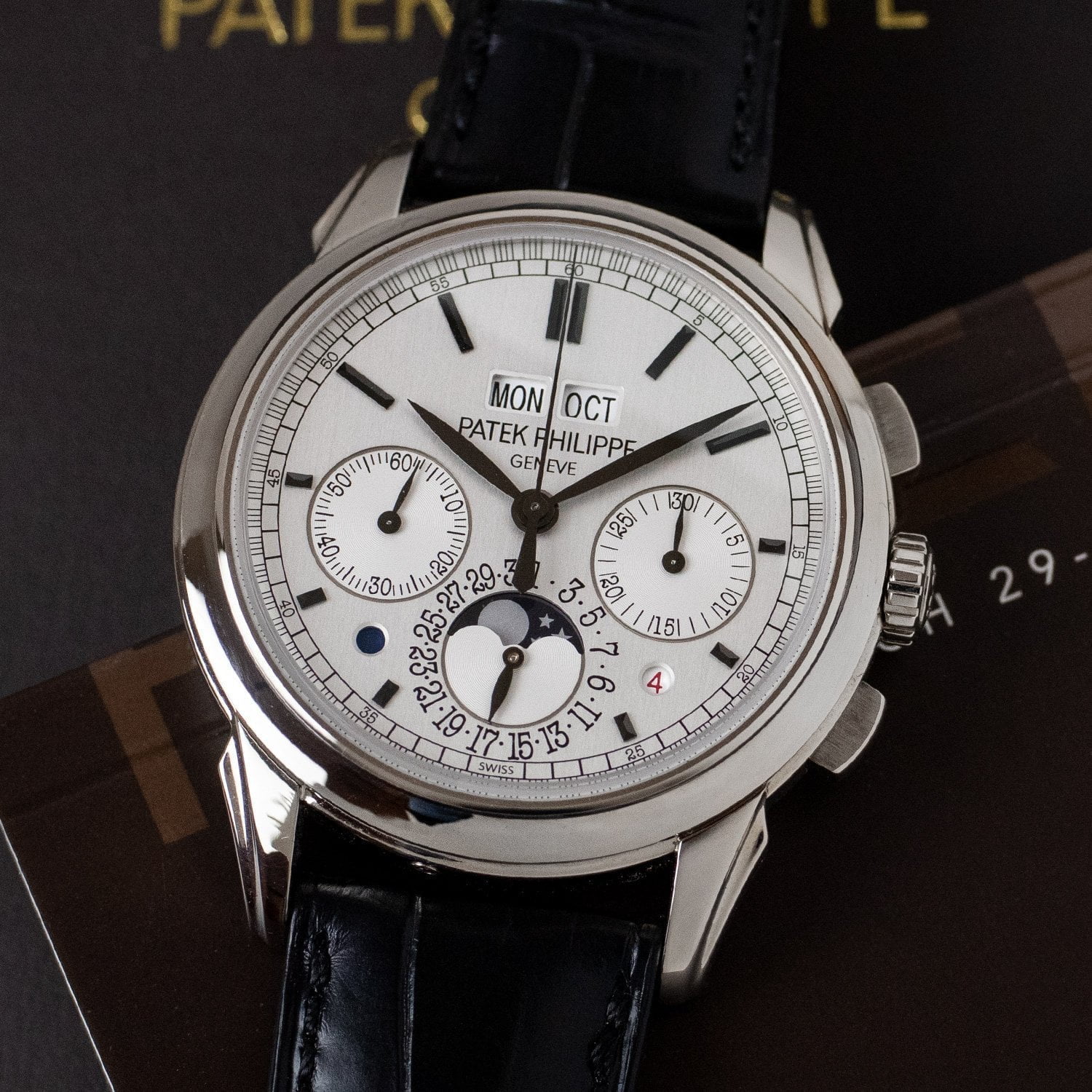 Patek philippe 5270g hotsell