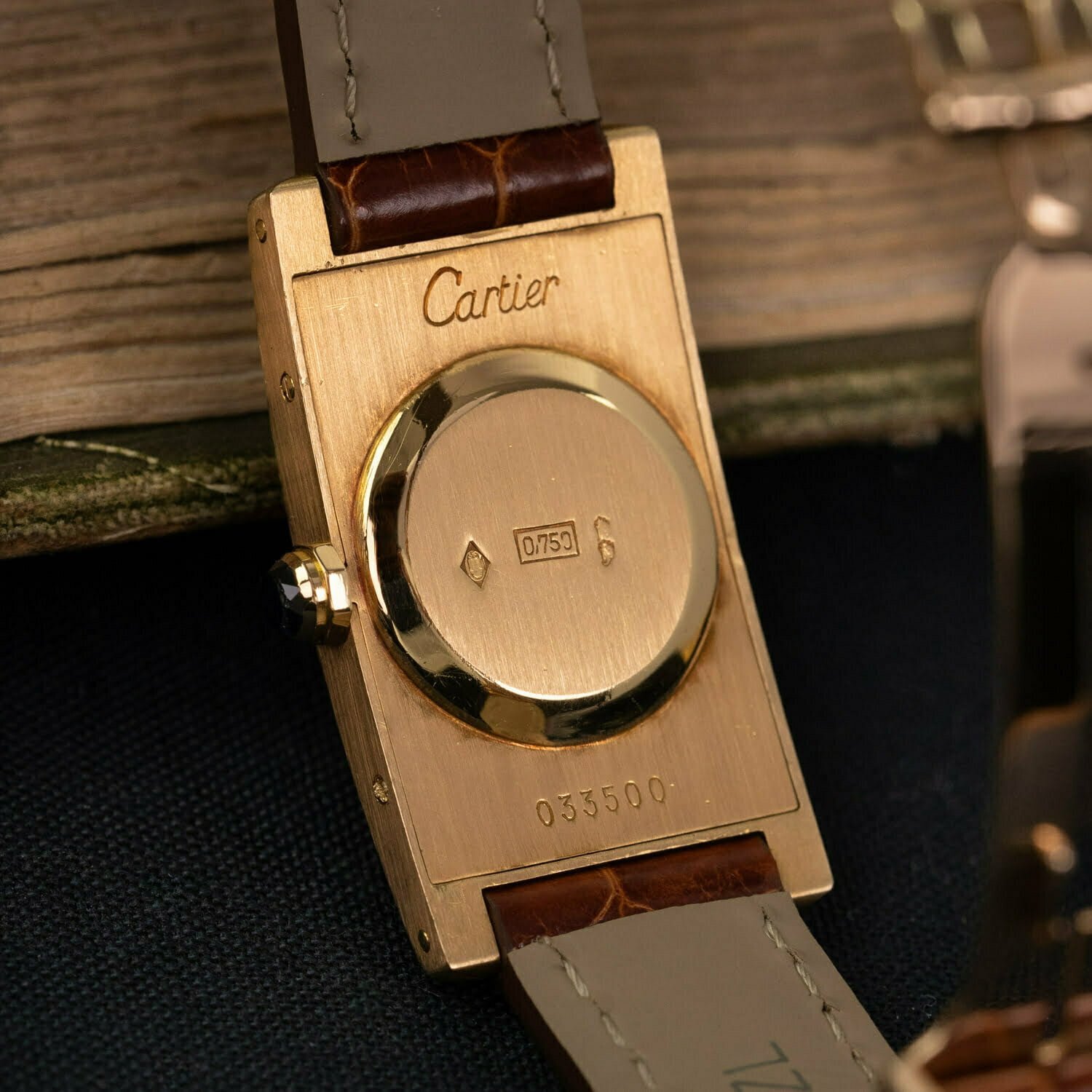 Cartier Tank Cintrée '7 lignes' - Amsterdam Vintage Watches