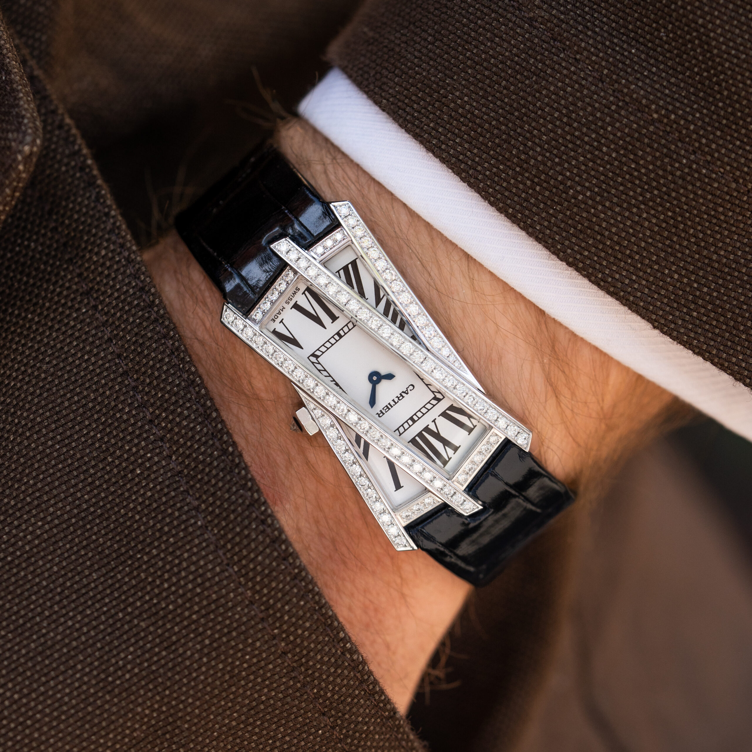 Cartier 時計　パシャ Cartier Tank Crash 2901 - Amsterdam Vintage Watches