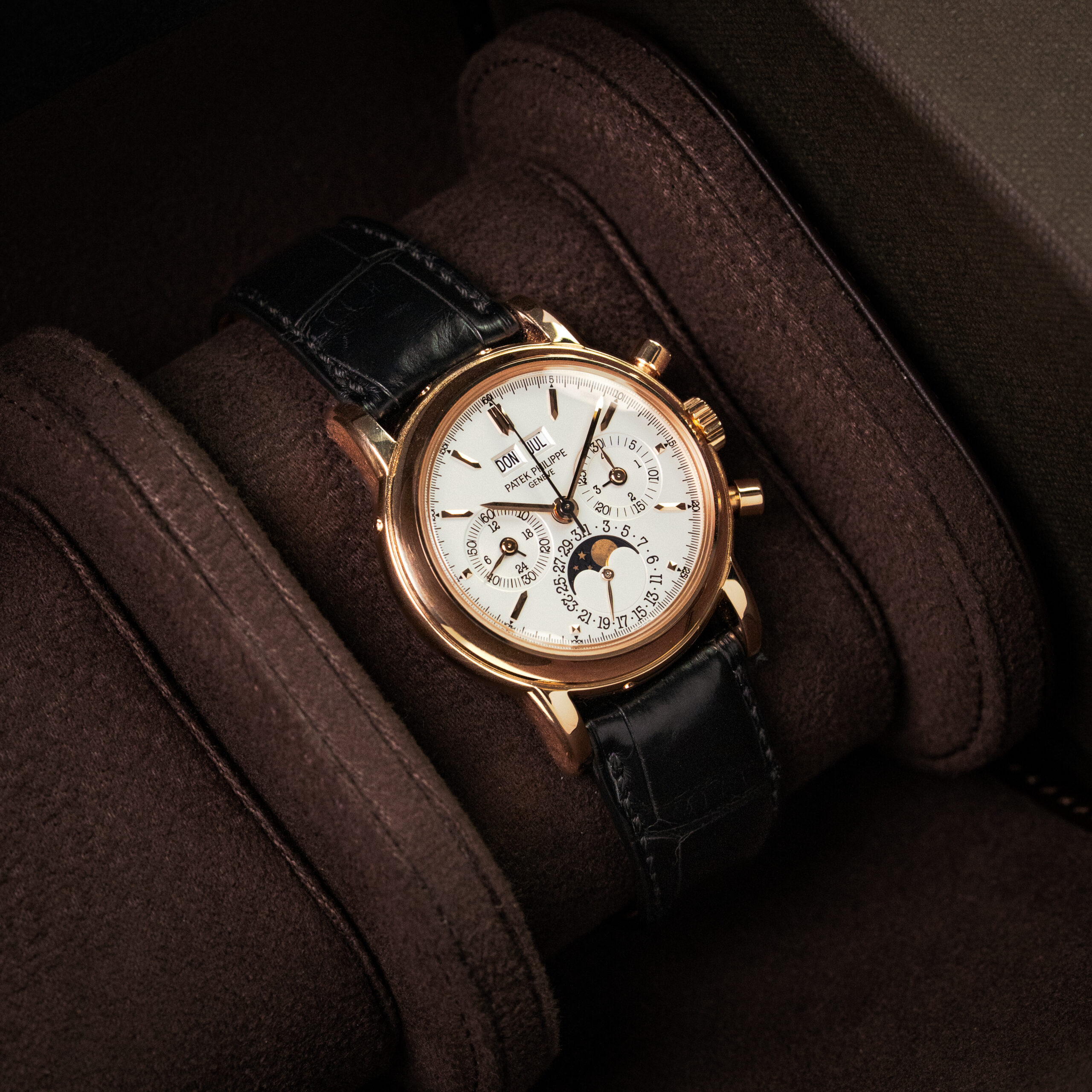 Black alligator-leather strap, original Patek Philippe Archives