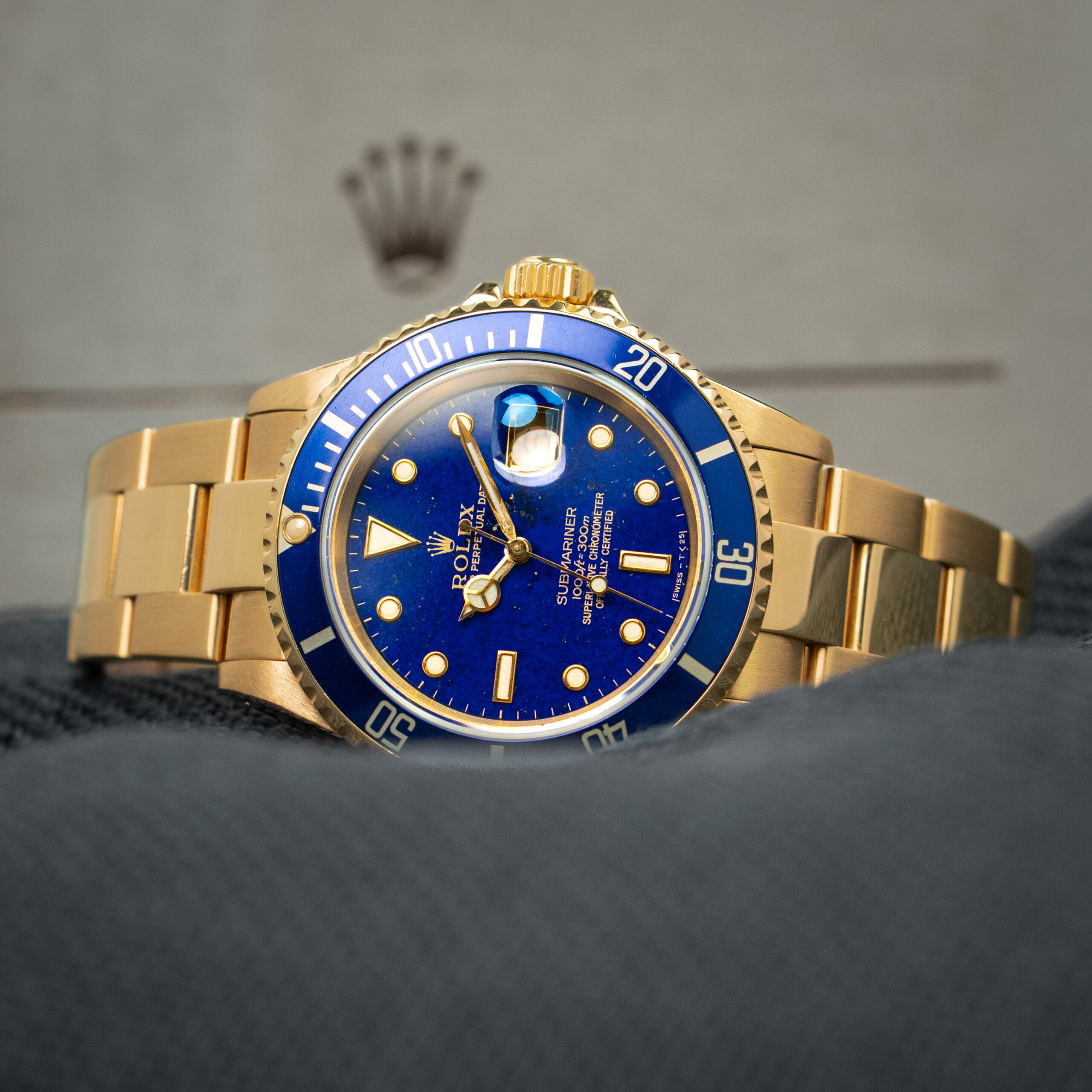 Rolex Submariner 16618 'Lapis Lazuli' - Amsterdam Vintage Watches