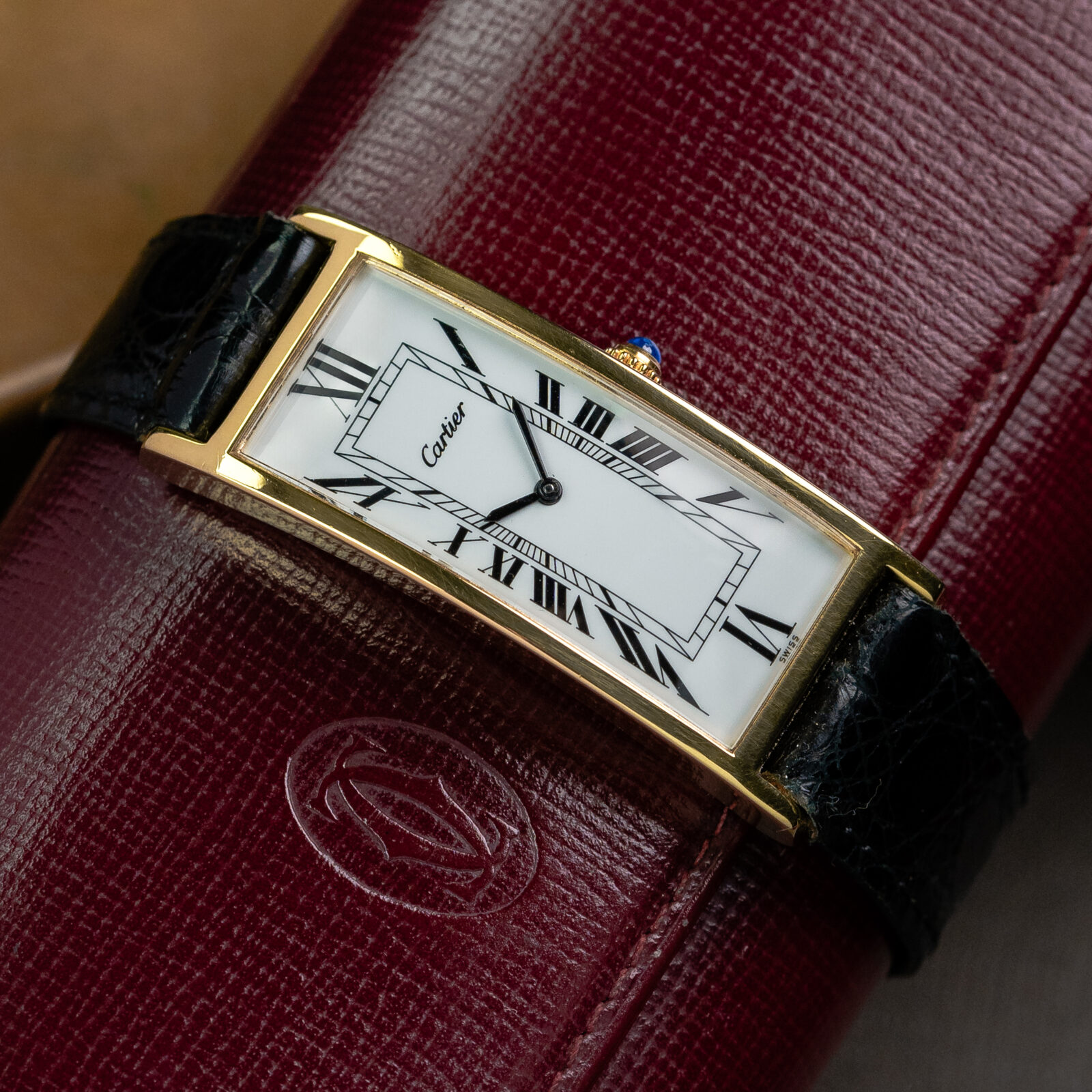Cartier Tank Rectangulaire Cintrée 21612 - Amsterdam Vintage Watches